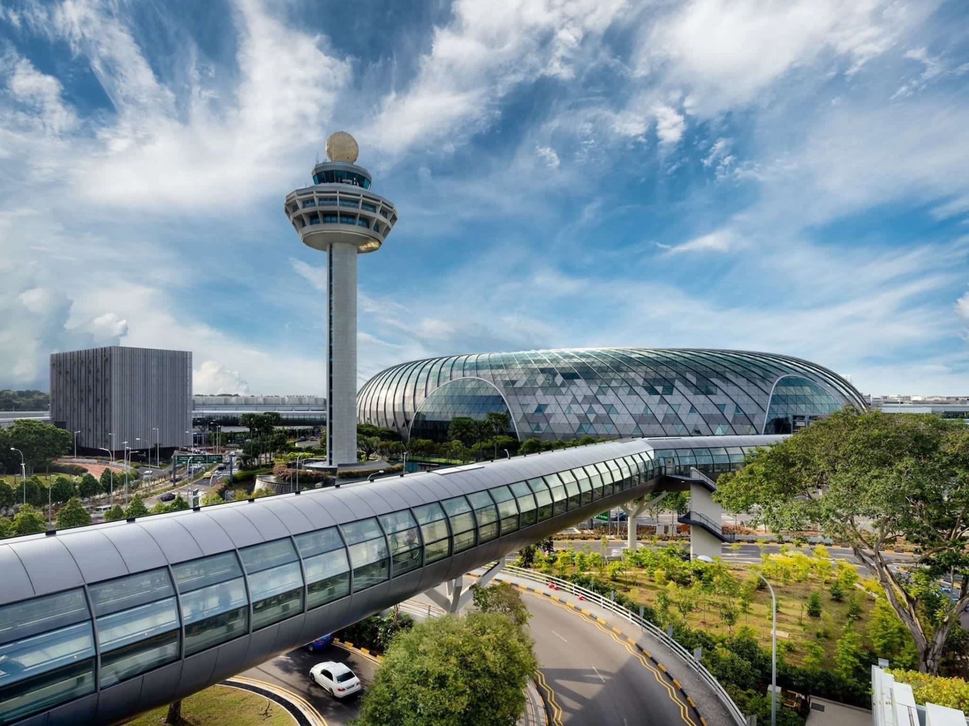 Sân bay Changi Singapore - Thiên đường giữa lòng đô thị