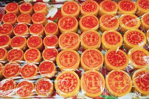 Dịch Vụ Nhập Hàng Bánh Tổ (Nian Gao) Từ Singapore Về Việt Nam – Uy Tín, Nhanh Chóng, Hợp Pháp